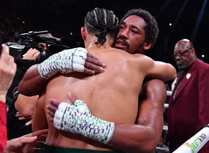 El pasado sábado por la noche David Benavidez tuvo una gran victoria sobre Demetrius Andrade